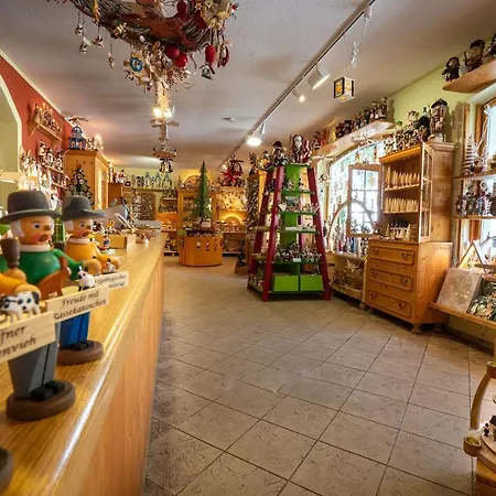 Spielzeughof Gæstehus Seiffen