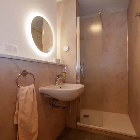 Spielzeughof 3* Seiffen