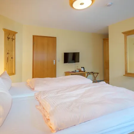 Spielzeughof Зайфен